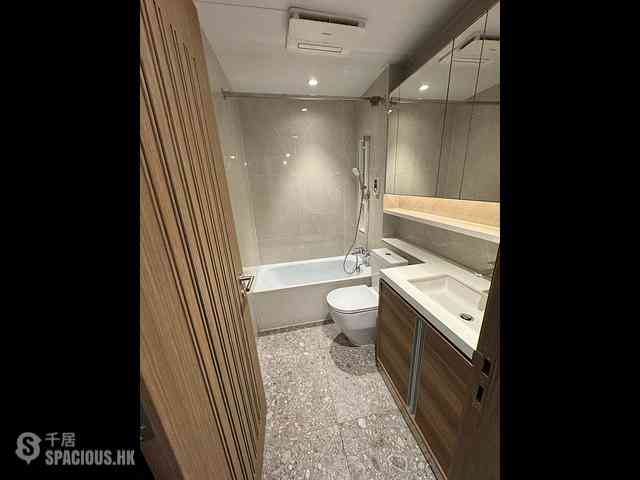 Wan Chai - One Wood Road 07