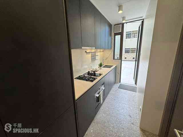 Wan Chai - One Wood Road 16