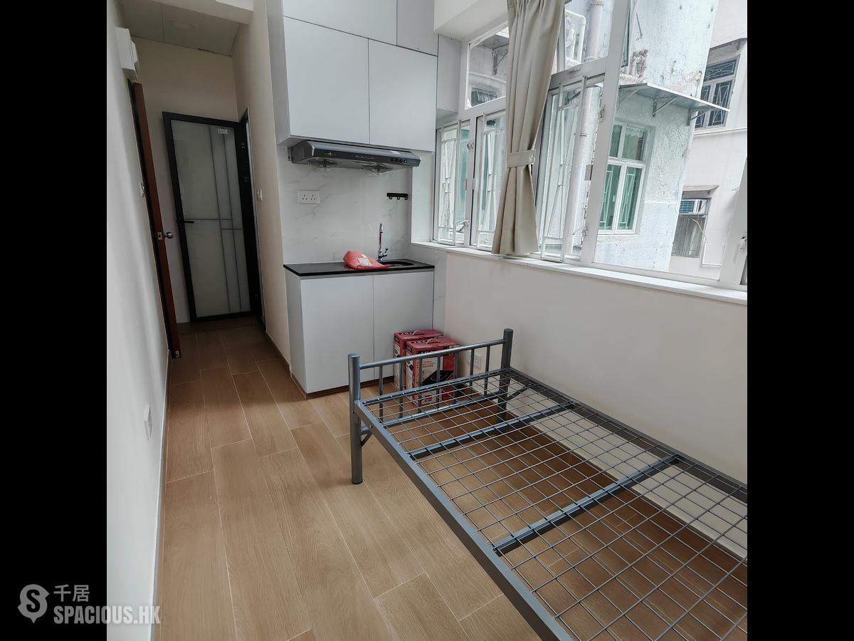 Mong Kok - Kin Wong Mansion Phase 1 01