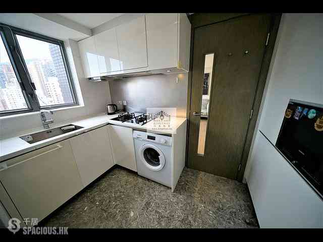 Soho - Centrepoint 07