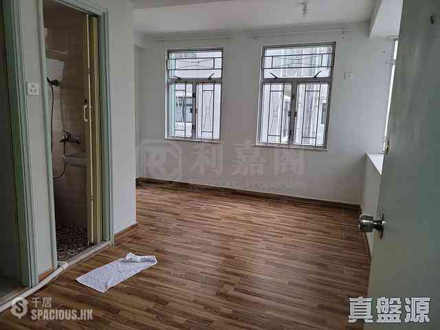 North Point - Ming Yuet Building 01