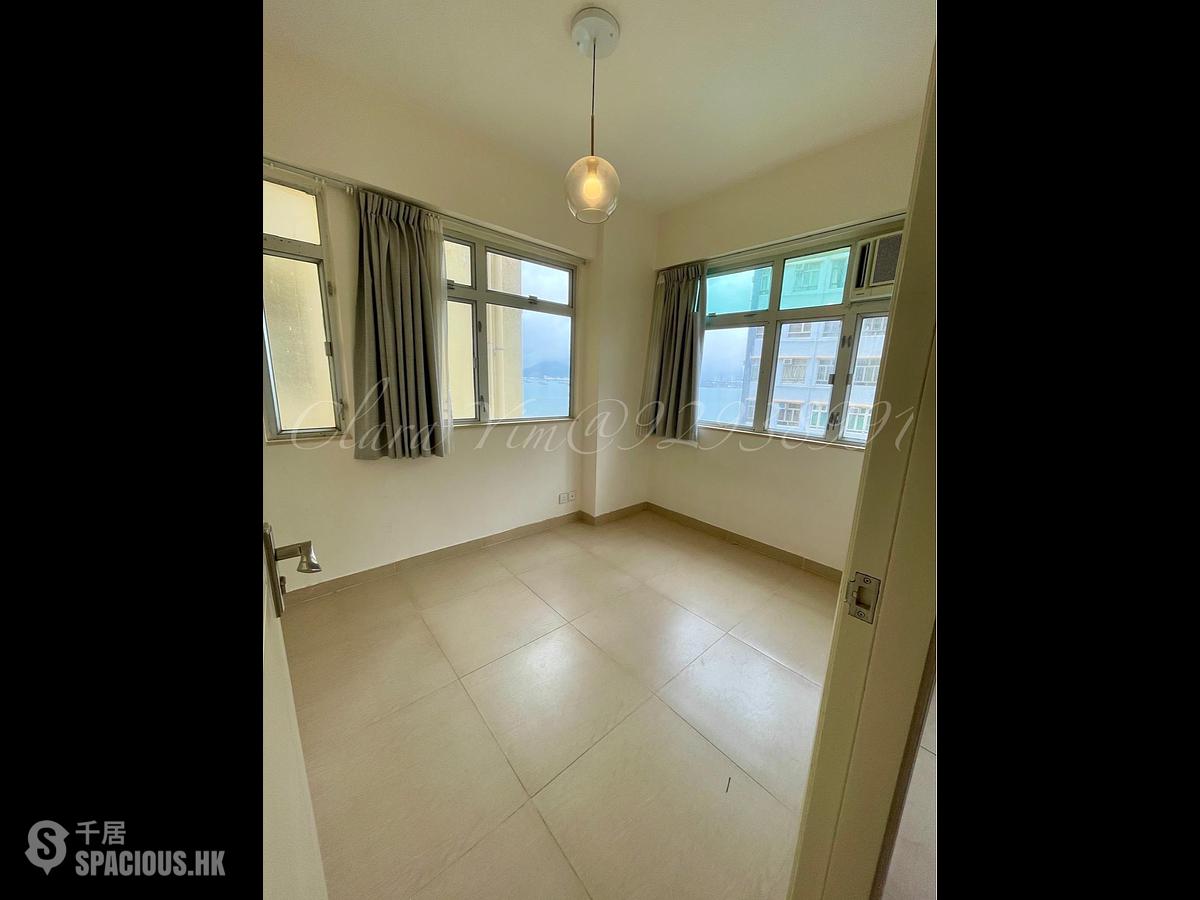 Shek Tong Tsui - Sum Way Mansion 01