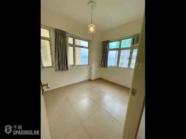 Shek Tong Tsui - Sum Way Mansion 01