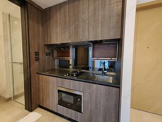 Shek Tong Tsui - Novum West Block 1 04