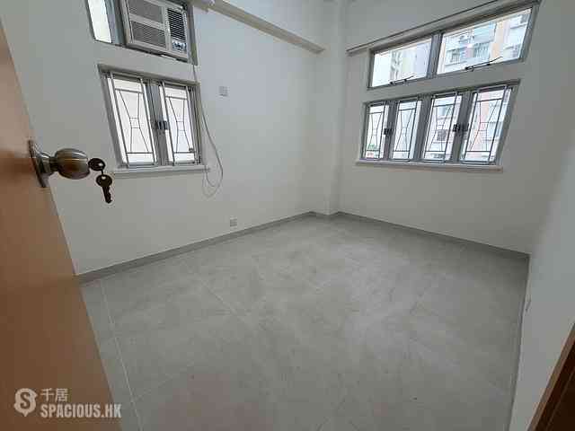 Wan Chai - Newman House 04
