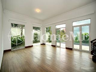Repulse Bay - 110, Repulse Bay Road 18