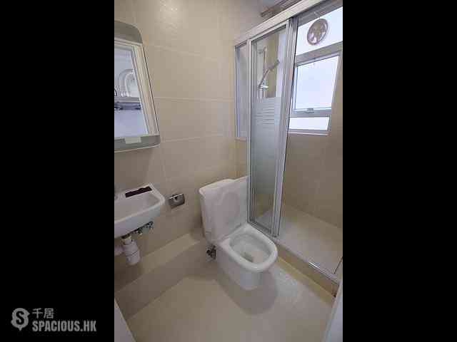 Sai Ying Pun - 104, First Street 05
