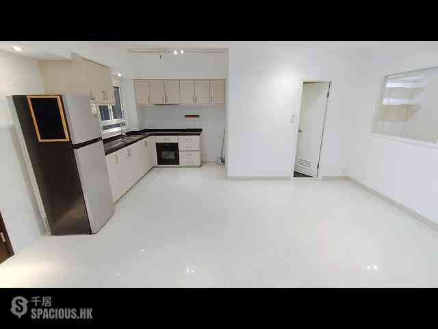 Sheung Wan - 8-10, Mercer Street 03