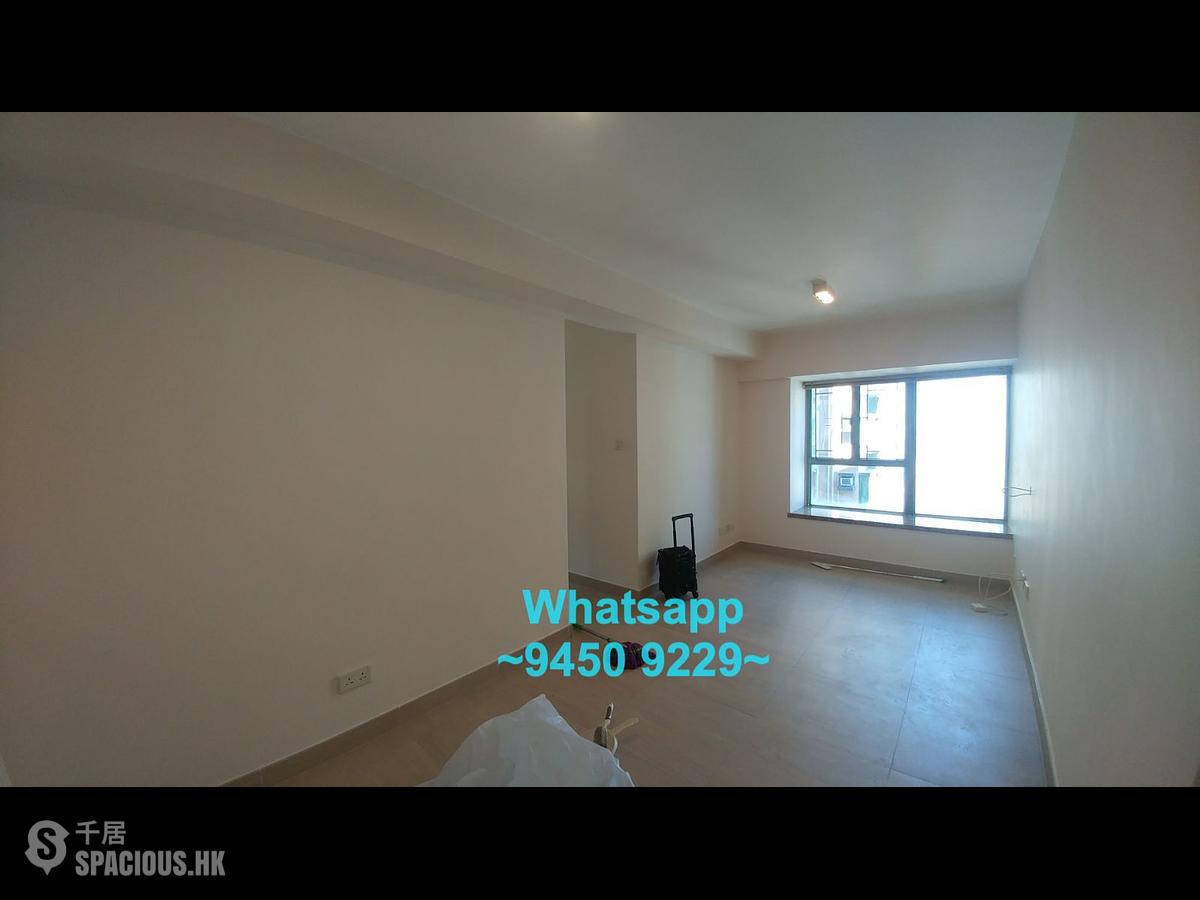 Sheung Wan - Queen's Terrace 01