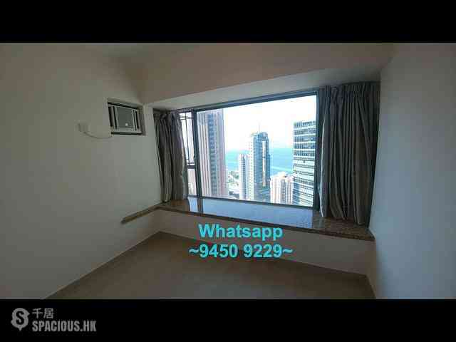 Sheung Wan - Queen's Terrace 08