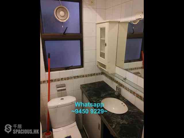 Sheung Wan - Welland Building 09