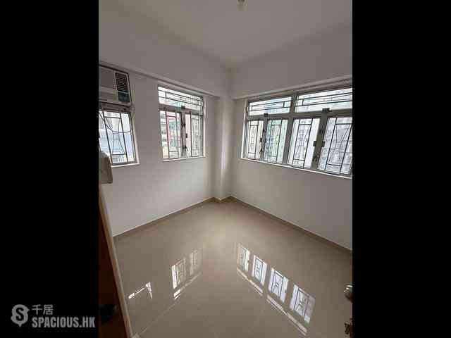 Mong Kok - Lai To Building 03