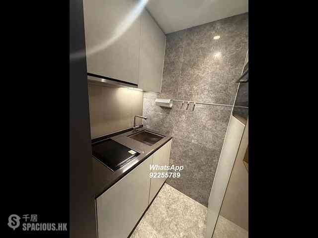 Sai Ying Pun - 15 Western Street 04