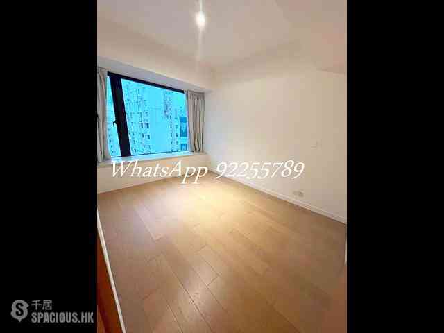 Mid Levels Central - Gramercy 06