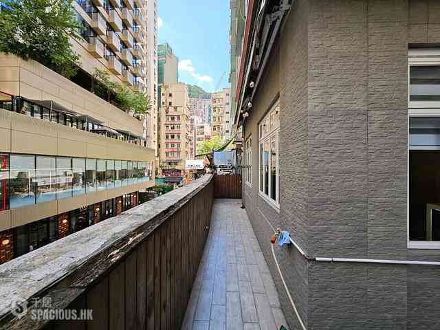 Wan Chai - Johnston Court 01