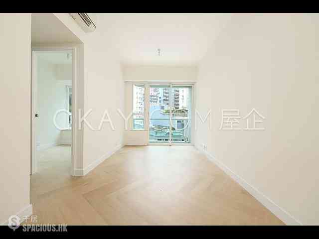 Sai Ying Pun - Reading Place 01