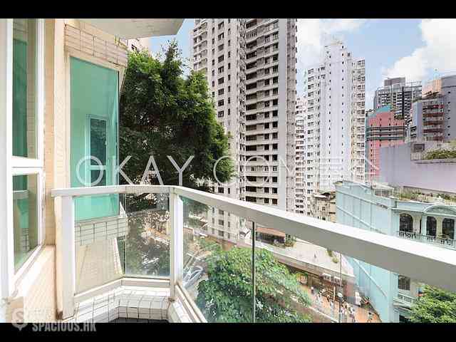 Sai Ying Pun - Reading Place 05