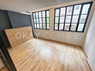 Sheung Wan - 256-258, Hollywood Road 06