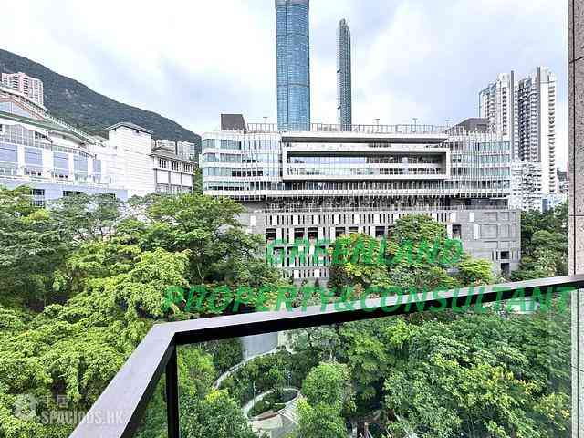 Happy Valley - Eight Kwai Fong Happy Valley 01