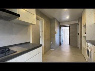 Mid Levels Central - Tregunter Tower 3 15