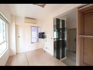 Wan Chai - Yen Men Building 07