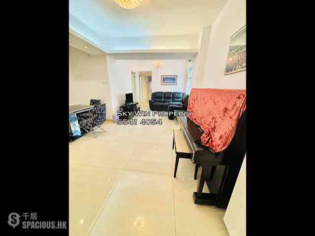 Ho Man Tin - Man Kee Mansion 01
