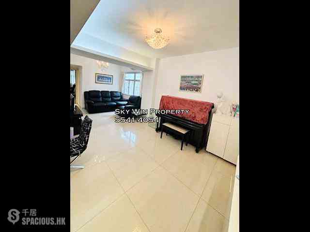 Ho Man Tin - Man Kee Mansion 02