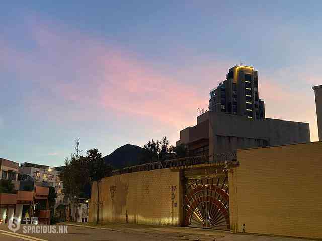 Jardines Lookout - 17, Moorsom Road 01