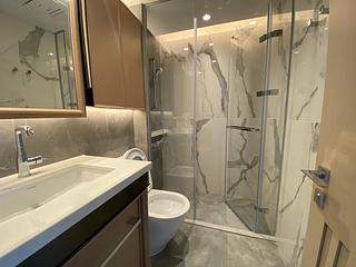 Sai Ying Pun - No.8 Hing Hon Road (Resiglow-Bonham) 03