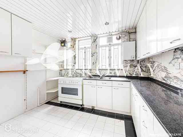 Pok Fu Lam - Four Winds Apartment 10