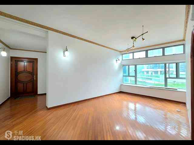 Tung Chung - Tung Chung Crescent 01