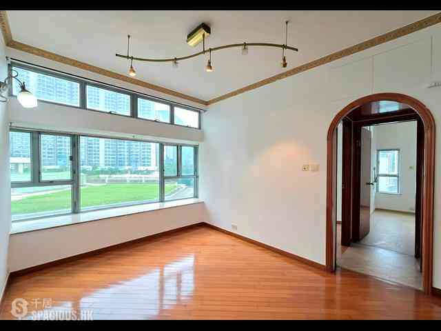 Tung Chung - Tung Chung Crescent 03