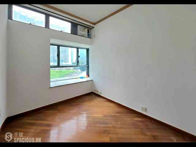 Tung Chung - Tung Chung Crescent 05