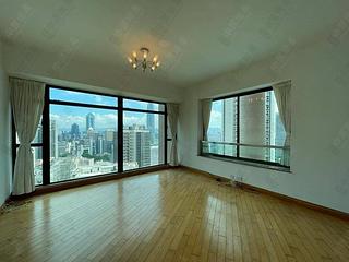 Mid Levels Central - Fairlane Tower 04