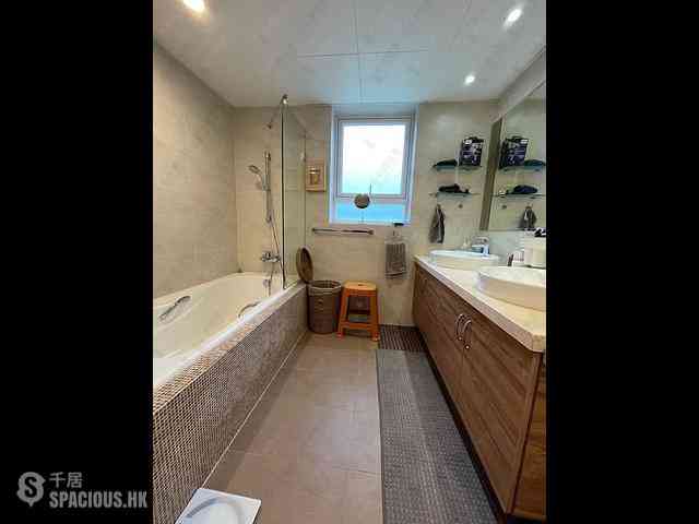 Mid Levels Central - Tregunter Block 1 15