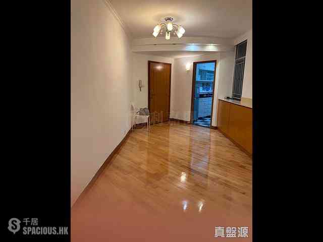 Quarry Bay - Parkvale Tower 4 Ling Pak Mansion 02