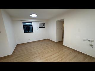 坚尼地城 - 坚城中心 05
