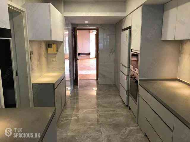 Mid Levels Central - Tregunter Tower 3 07