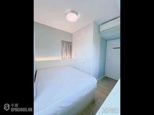 Tseung Kwan O - The Metro City Phase 2 Block 3 07