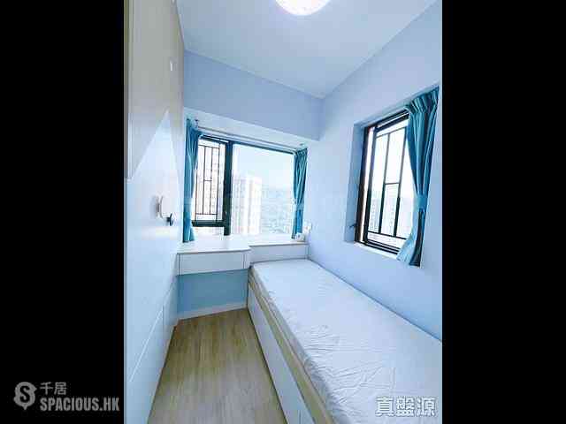 Tseung Kwan O - The Metro City Phase 2 Block 3 08