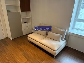Mid Levels Central - Windsor Court 03
