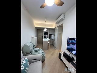 Lohas Park - Lohas Park Phase 11C Villa Garda II Tower 2A 03