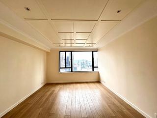 Mid Levels Central - Chung Tak Mansion 03
