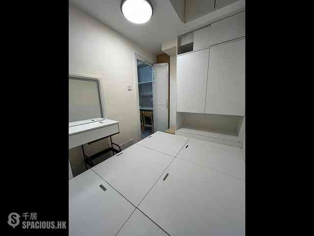 Wan Chai - Everwin Mansion 06