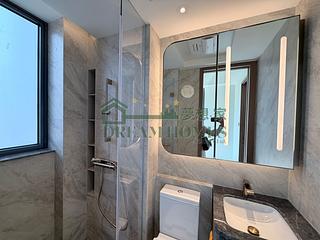 Sai Ying Pun - Des Voeux W Residence 09