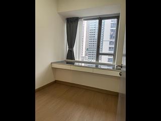 Sai Ying Pun - Island Crest Block 2 04