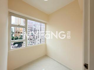 Braemar Hill - Sky Scraper 14
