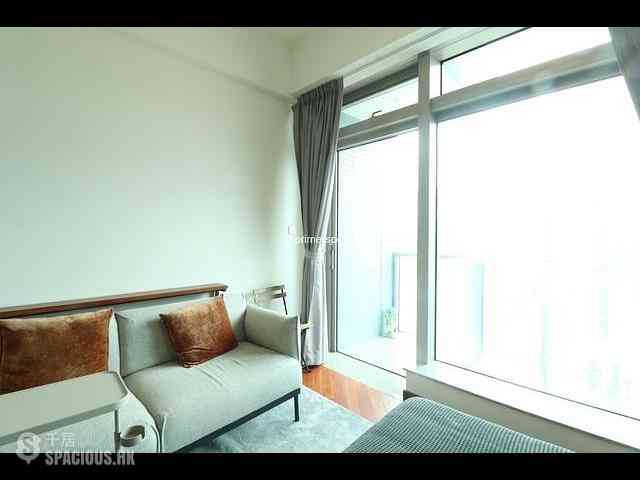 Wan Chai - The Avenue 02
