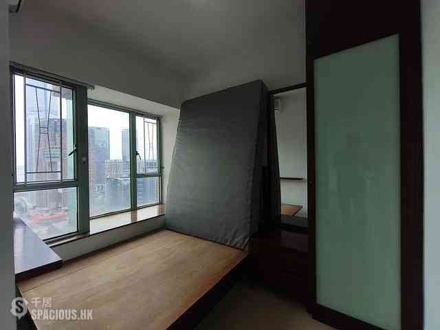 Tsim Sha Tsui - The Victoria Towers 09
