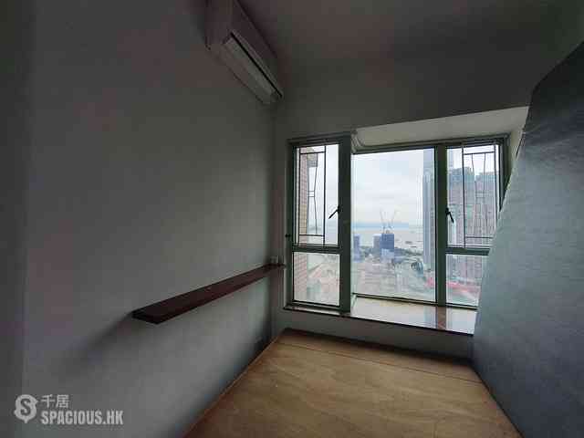 Tsim Sha Tsui - The Victoria Towers 12